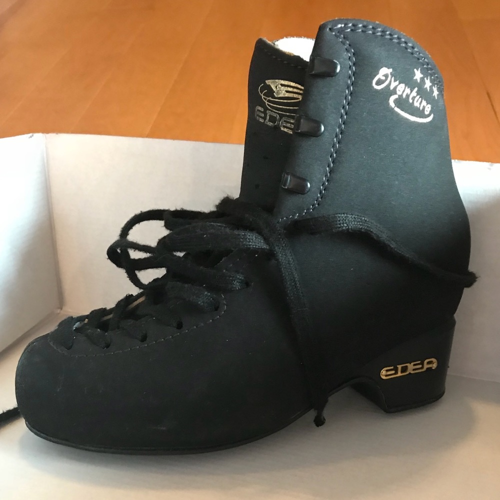 Edea Overture Black ice skate boots multiple sizes